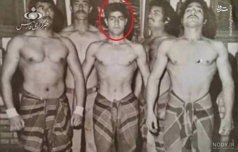 یکی از قسمتهای کمتر دیده شده در زندگی شهید حاج «قاسم سلیمانی» علاقه و سابقه ایشان به ورزش پهلوانی و زورخانهای بود. باشگاه «رفاه کارگران»، در انتهای خیابان «ناصریه» (چهارراه کار کرمان) یکی از قسمتهای کمتر دیده شده در زندگی شهید حاج «قاسم سلیمانی» علاقه و سابقه ایشان به ورزش پهلوانی و زورخانهای بود. باشگاه «رفاه کارگران»، در انتهای خیابان «ناصریه» (چهارراه کار کرمان)